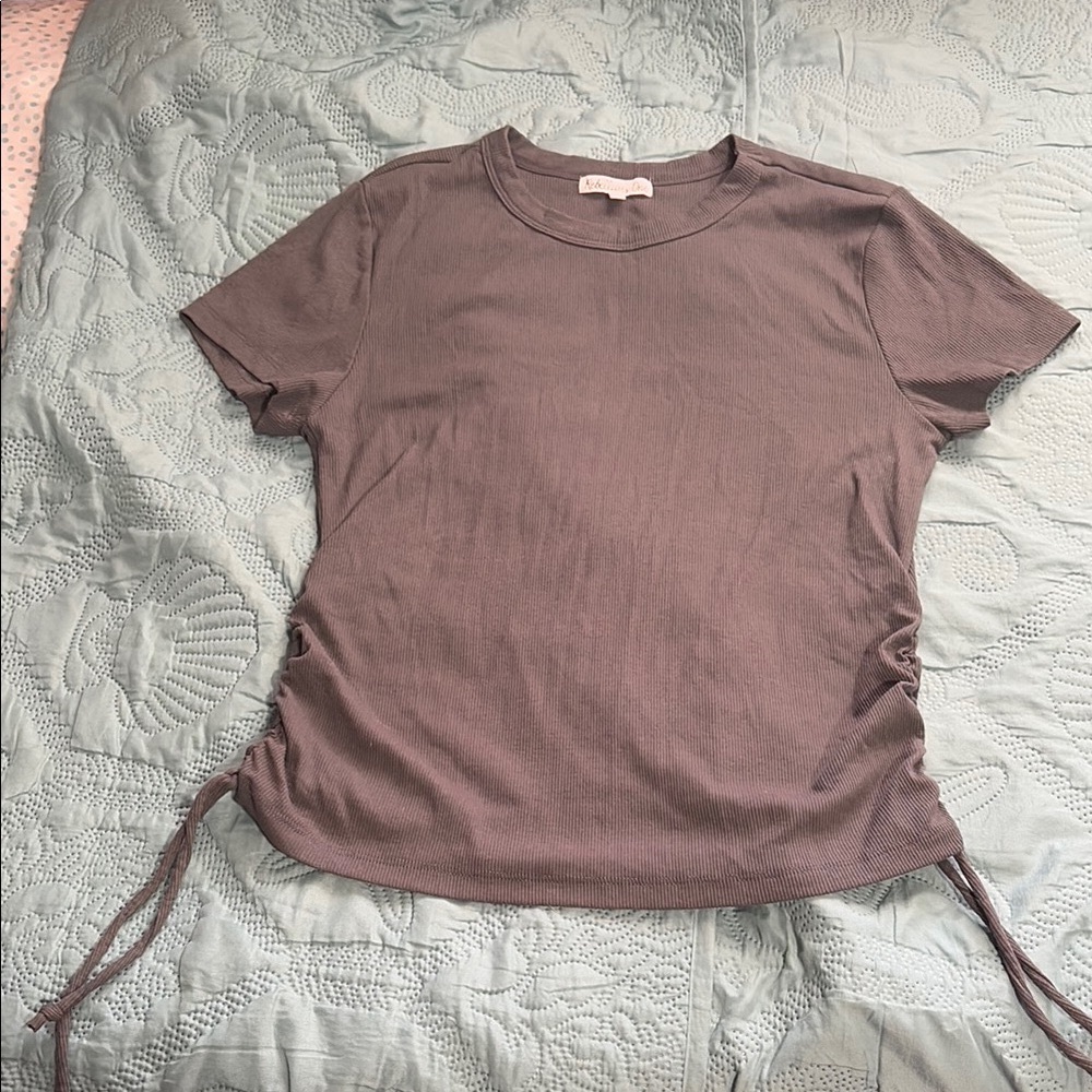 ✨✨✨Dark grey tight T-Shirt✨✨✨